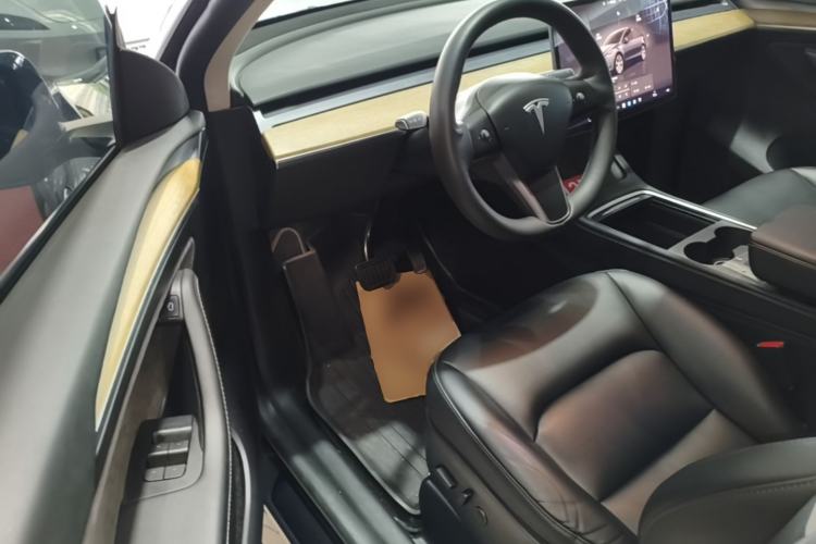 Used Tesla Model Y 2022 Revised Version Rear-Wheel Drive Driver Seat