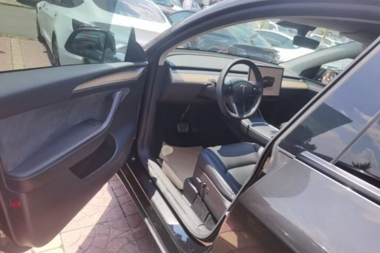 Used Tesla Model Y 2022 Rear-Wheel-Drive Version Driver Seat