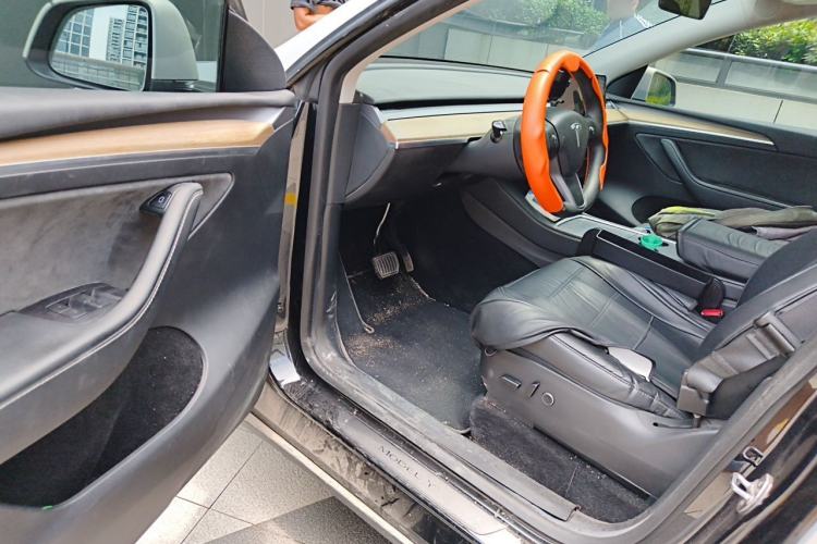 Used Tesla Model Y 2022 Rear-Wheel-Drive Version Driver Seat