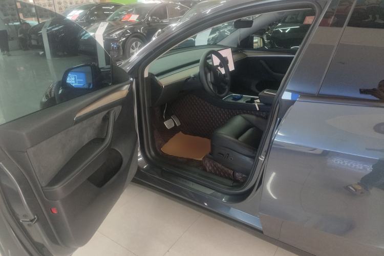 Used Tesla Model Y 2022 Performance High-Performance All-Wheel-Drive Version Driver Seat