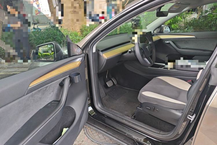 Used Tesla Model Y 2022 Rear-Wheel-Drive Version Driver Seat