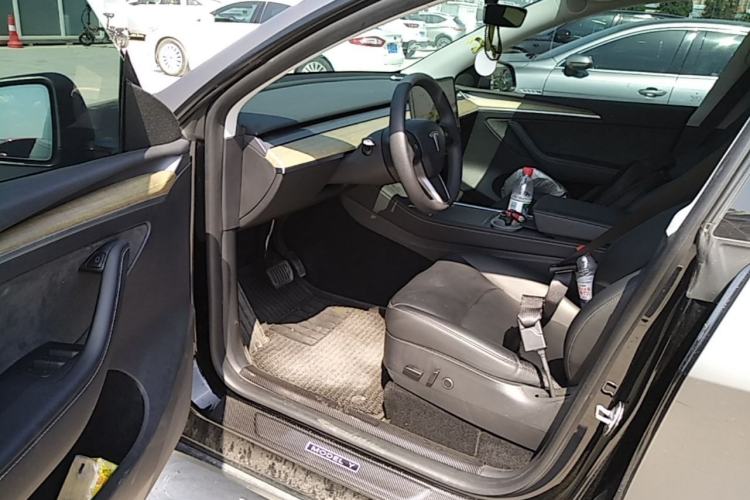 Used Tesla Model Y 2022 Revised Version Rear-Wheel Drive Driver Seat