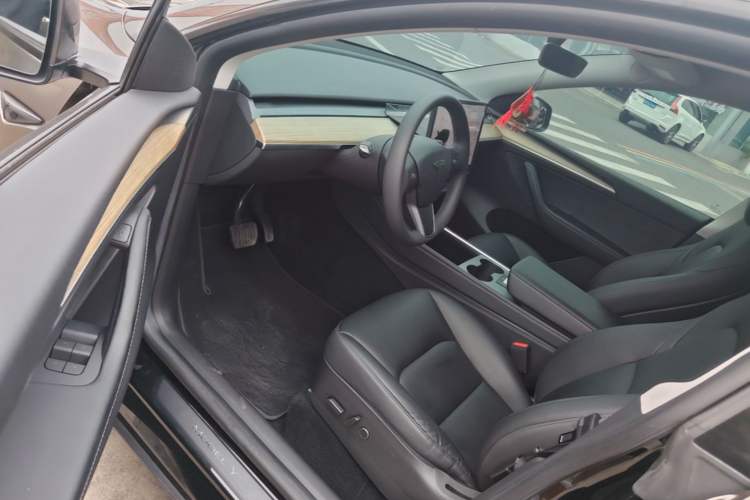 Used Tesla Model Y 2022 Revised Version Rear-Wheel Drive Driver Seat