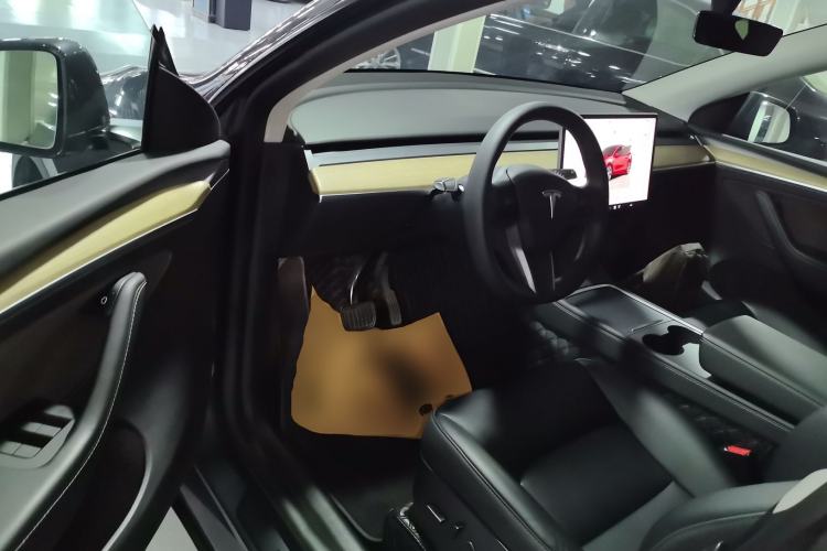 Used Tesla Model Y 2022 Revised Version Rear-Wheel Drive Driver Seat