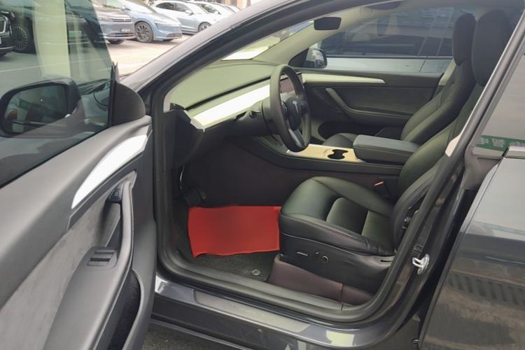 Used Tesla Model Y 2022 Revised Version Rear-Wheel Drive Driver Seat