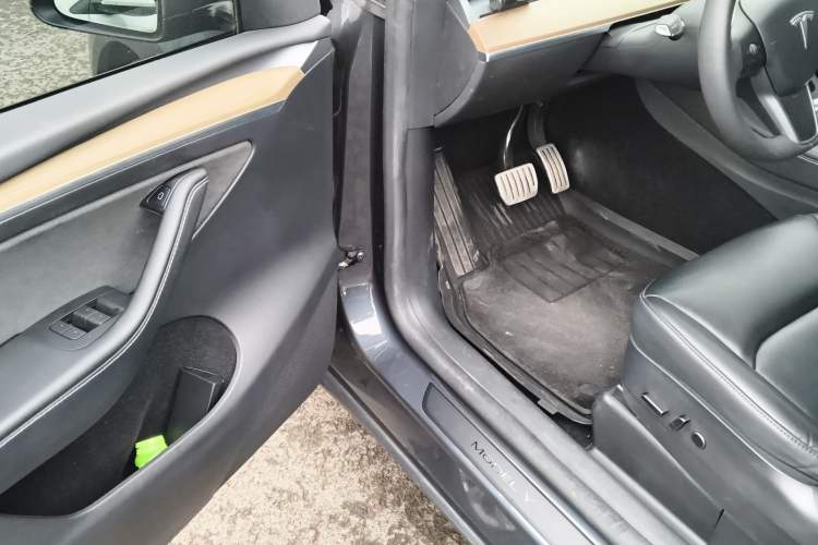 Used Tesla Model Y 2022 Performance High-Performance All-Wheel-Drive Version Driver Seat