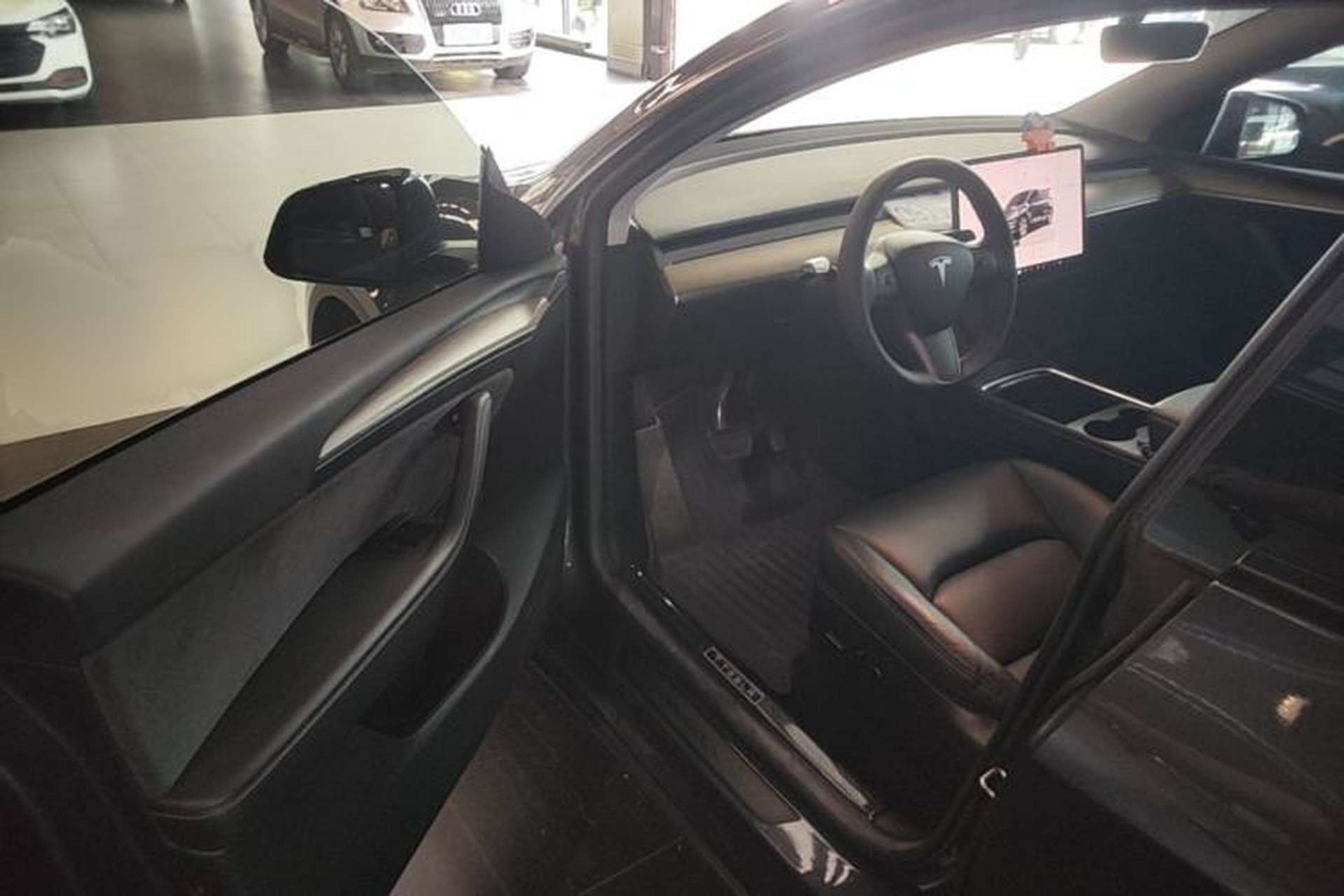 Used Tesla Model Y 2022 Revised Version Rear-Wheel Drive Driver Seat