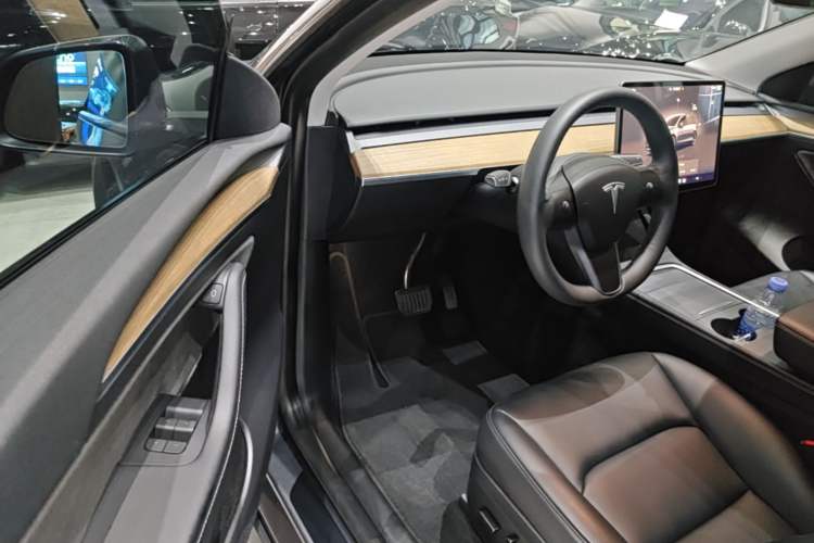 Used Tesla Model Y 2022 Revised Version Rear-Wheel Drive Driver Seat