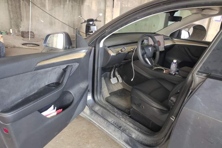 Used Tesla Model Y 2022 Performance High-Performance All-Wheel-Drive Version Driver Seat