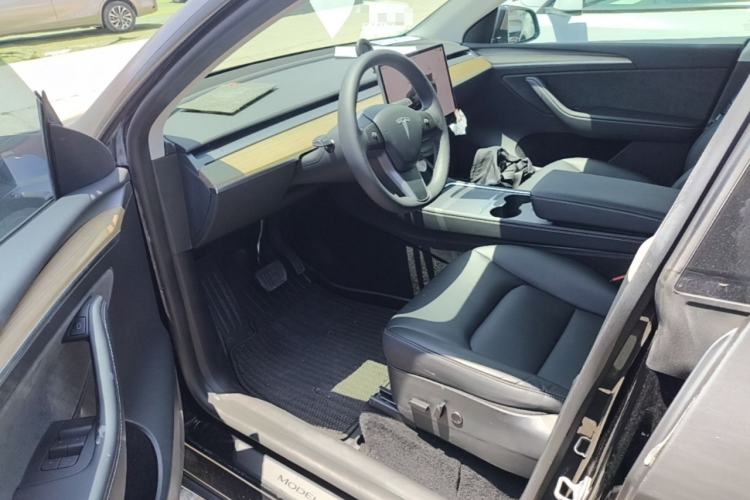 Used Tesla Model Y 2022 Revised Version Rear-Wheel Drive Driver Seat