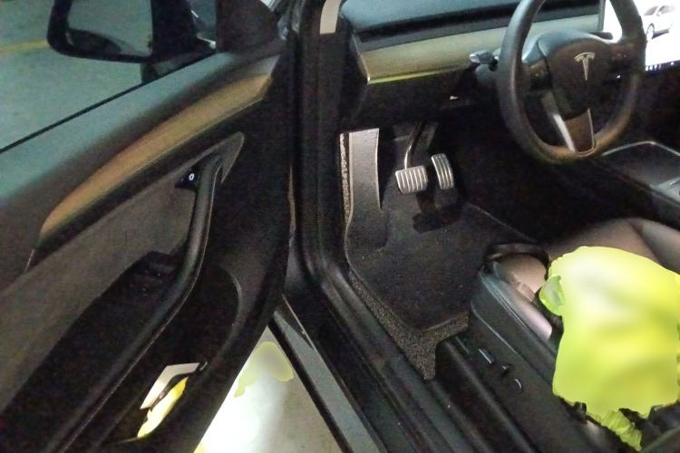 Used Tesla Model Y 2022 Revised Version Rear-Wheel Drive Driver Seat