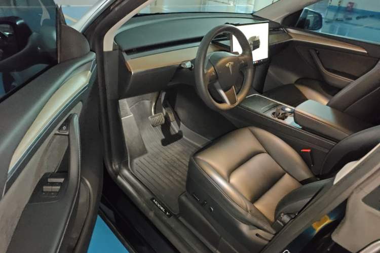 Used Tesla Model Y 2022 Revised Version Rear-Wheel Drive Driver Seat