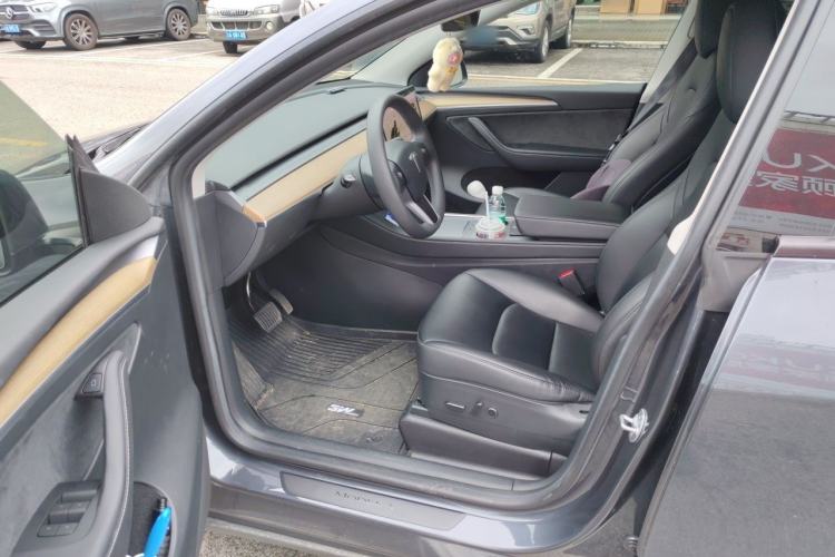 Used Tesla Model Y 2022 Revised Version Rear-Wheel Drive Driver Seat