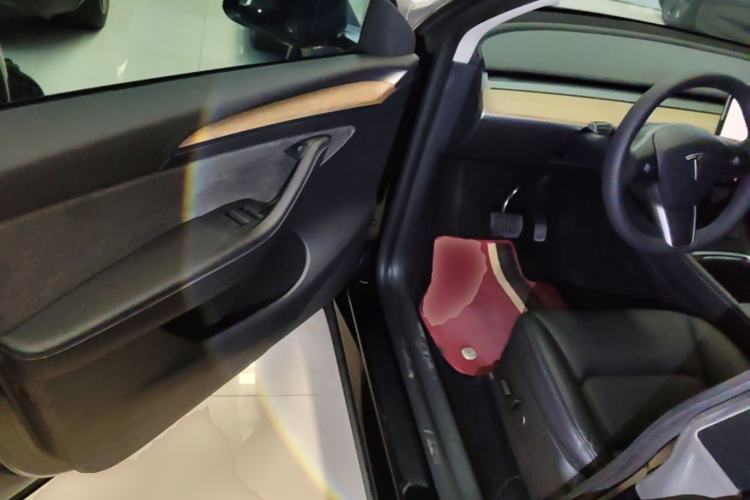 Used Tesla Model Y 2022 Rear-Wheel-Drive Version Driver Seat