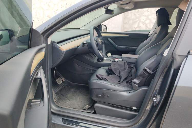 Used Tesla Model Y 2022 Revised Version Rear-Wheel Drive Driver Seat