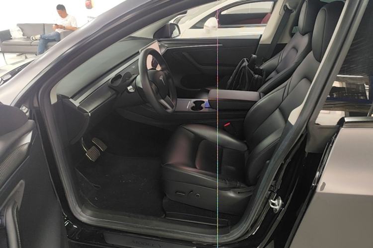 Used Tesla Model Y 2022 Rear-Wheel-Drive Version Driver Seat