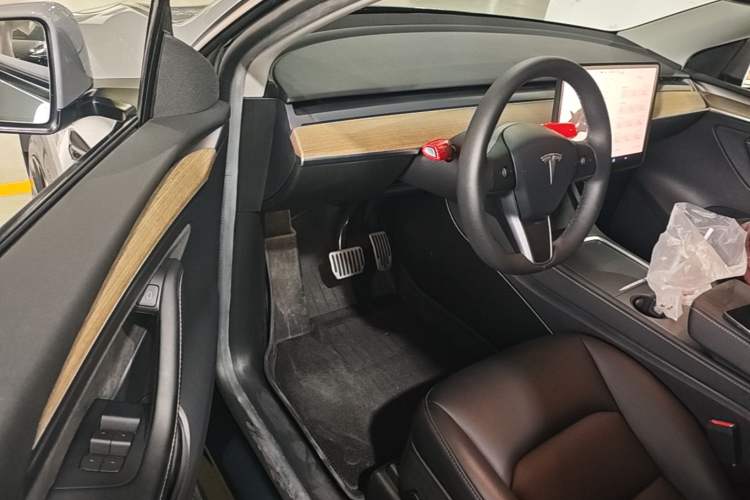 Used Tesla Model Y 2022 Revised Version Rear-Wheel Drive Driver Seat