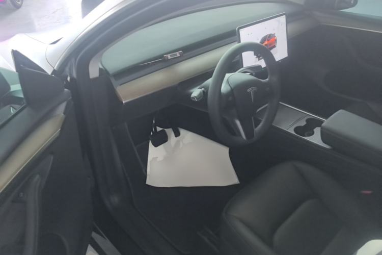 Used Tesla Model Y 2022 Revised Version Rear-Wheel Drive Driver Seat