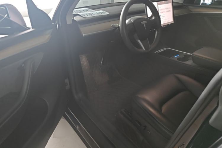 Used Tesla Model Y 2022 Revised Version Rear-Wheel Drive Driver Seat