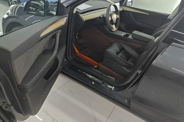 Used Tesla Model Y 2022 Revised Version Rear-Wheel Drive Driver Seat