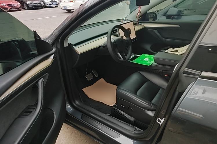 Used Tesla Model Y 2022 Revised Version Rear-Wheel Drive Driver Seat