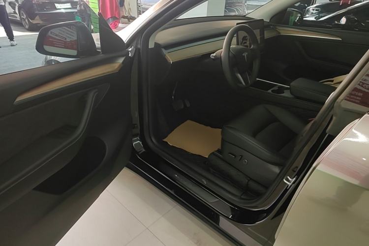 Used Tesla Model Y 2022 Revised Version Rear-Wheel Drive Driver Seat
