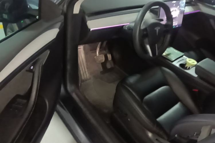 Used Tesla Model Y 2022 Revised Version Rear-Wheel Drive Driver Seat