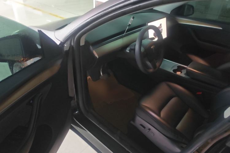Used Tesla Model Y 2022 Rear-Wheel-Drive Version Driver Seat