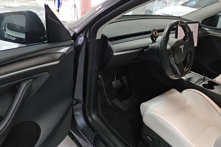 Used Tesla Model Y 2022 Performance High-Performance All-Wheel-Drive Version Driver Seat