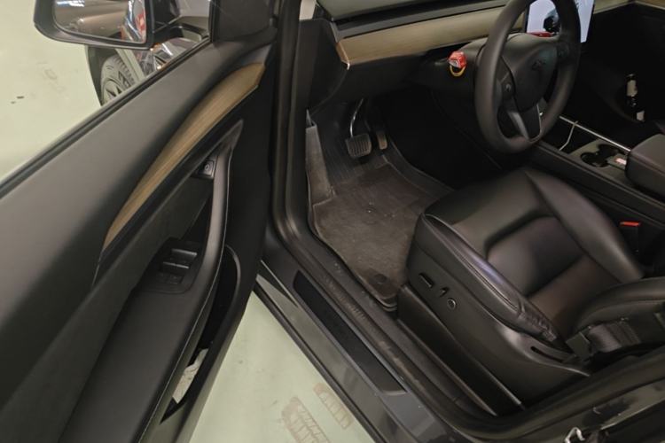 Used Tesla Model Y 2022 Revised Version Rear-Wheel Drive Driver Seat