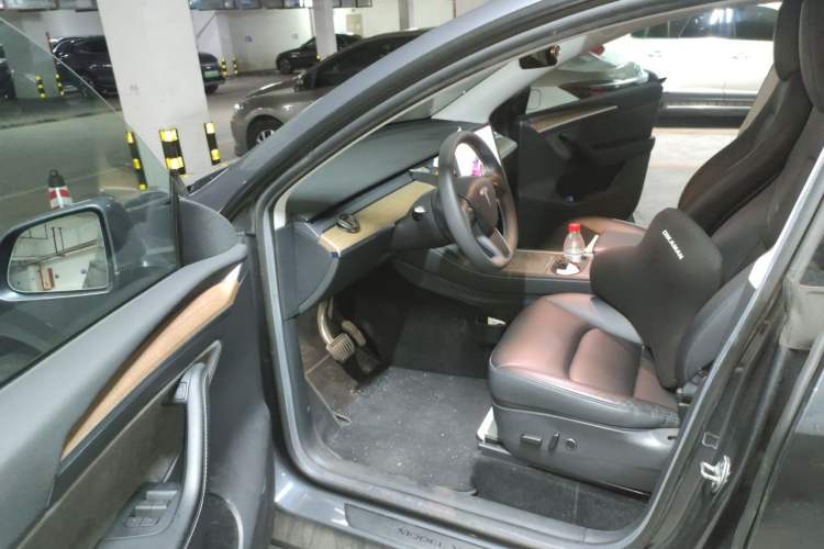 Used Tesla Model Y 2022 Rear-Wheel-Drive Version Driver Seat
