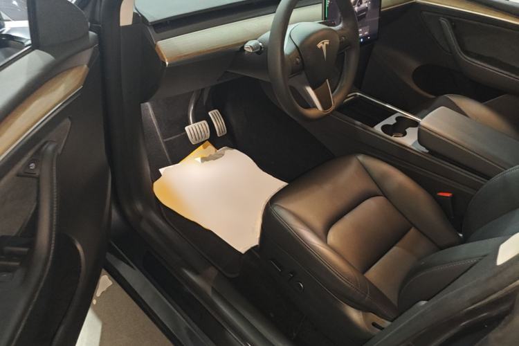 Used Tesla Model Y 2022 Performance High-Performance All-Wheel-Drive Version Driver Seat