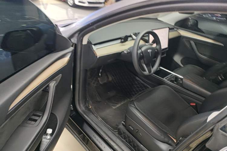 Used Tesla Model Y 2022 Revised Version Rear-Wheel Drive Driver Seat