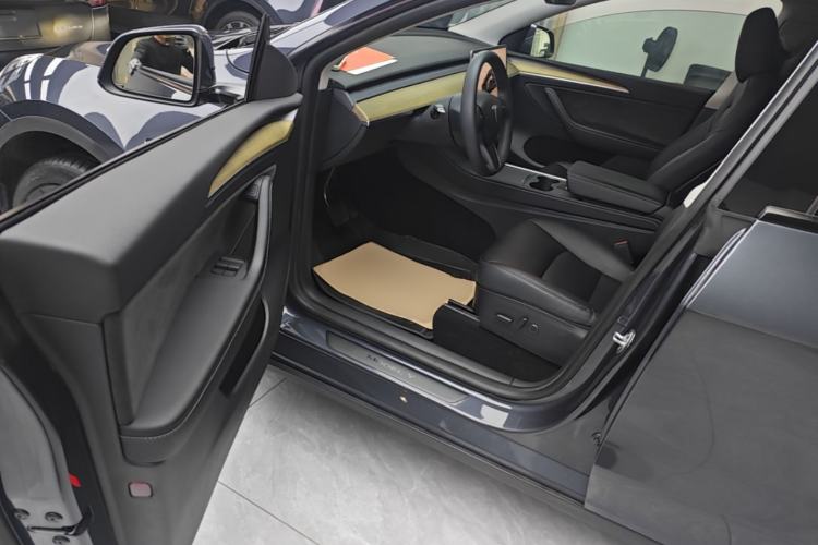 Used Tesla Model Y 2022 Revised Version Rear-Wheel Drive Driver Seat
