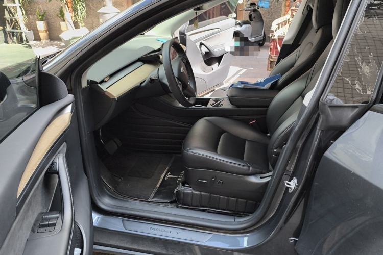 Used Tesla Model Y 2022 Revised Version Rear-Wheel Drive Driver Seat
