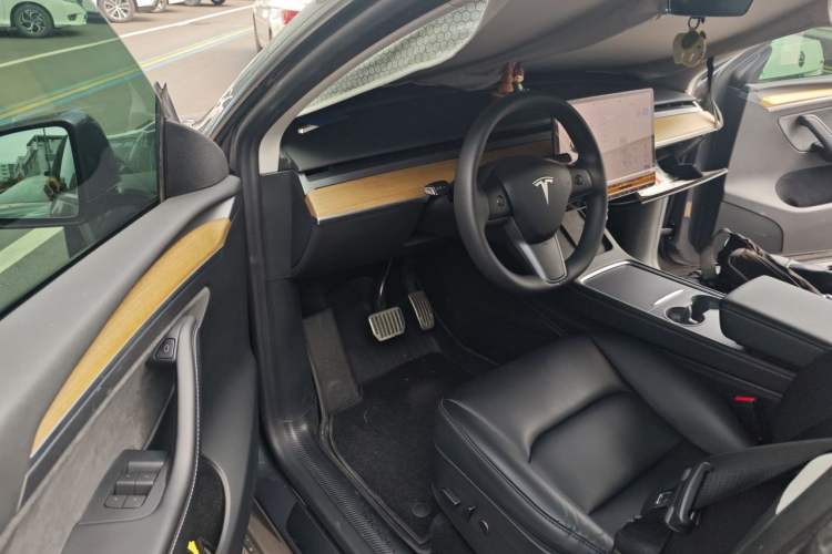 Used Tesla Model Y 2022 Revised Version Rear-Wheel Drive Driver Seat