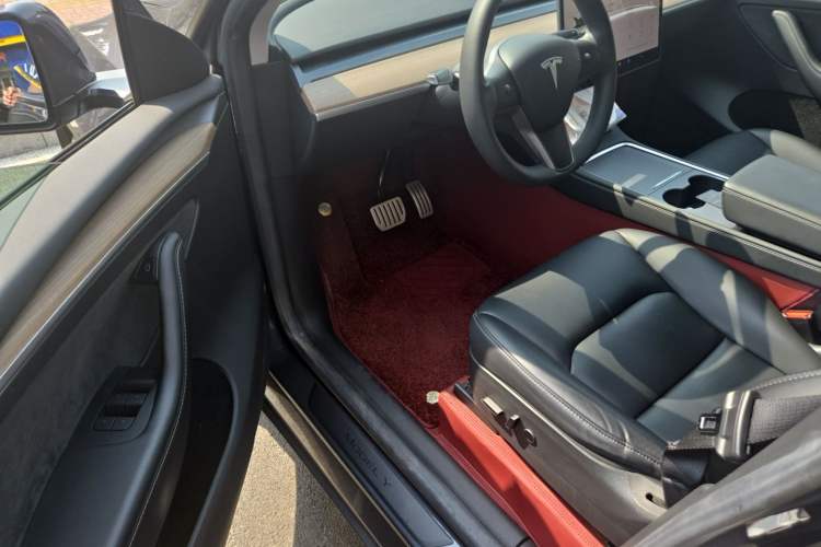 Used Tesla Model Y 2022 Performance High-Performance All-Wheel-Drive Version Driver Seat