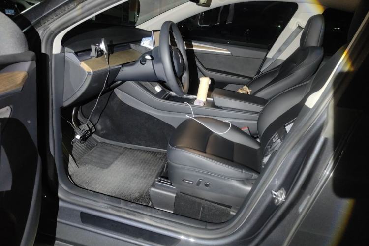 Used Tesla Model Y 2022 Revised Version Rear-Wheel Drive Driver Seat