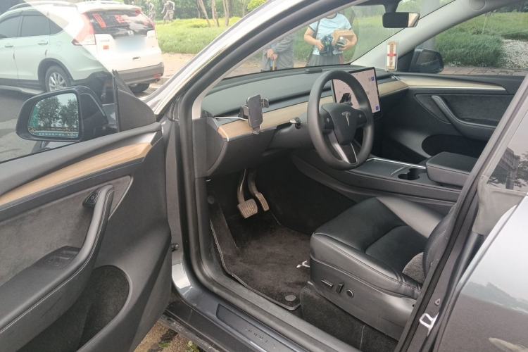 Used Tesla Model Y 2022 Revised Version Rear-Wheel Drive Driver Seat