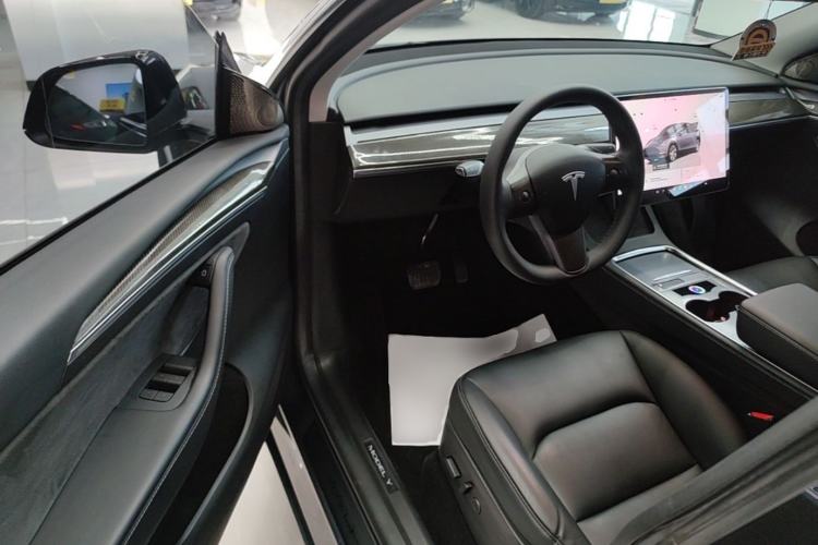 Used Tesla Model Y 2022 Revised Version Rear-Wheel Drive Driver Seat