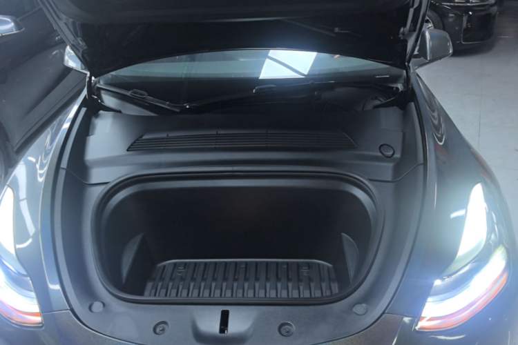 Used Tesla Model Y 2022 Revised Version Rear-Wheel Drive Engine Bay