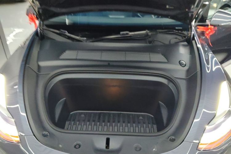 Used Tesla Model Y 2022 Revised Version Rear-Wheel Drive Engine Bay