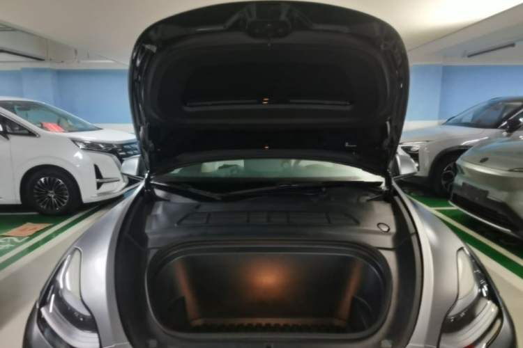 Used Tesla Model Y 2022 Revised Version Rear-Wheel Drive Engine Bay