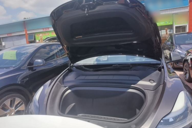 Used Tesla Model Y 2022 Rear-Wheel-Drive Version Engine Bay
