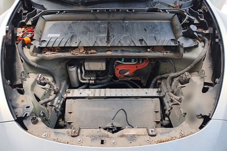 Used Tesla Model Y 2022 Rear-Wheel-Drive Version Engine Bay