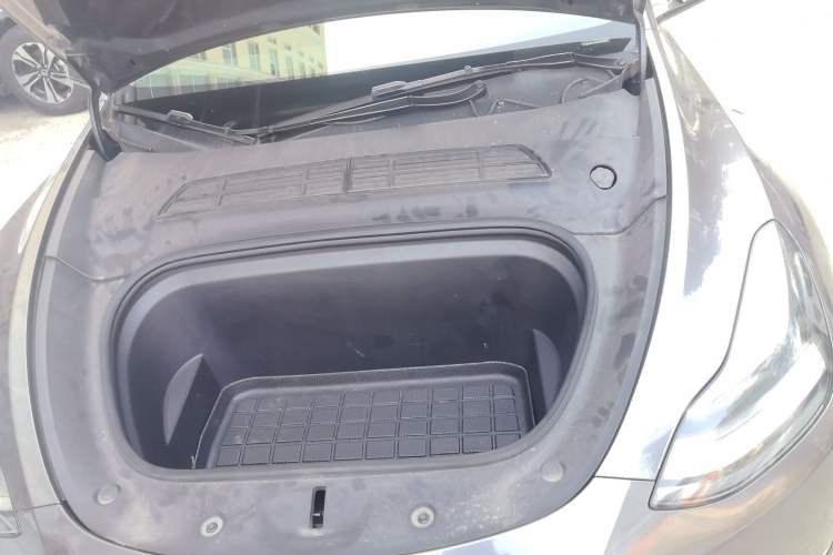 Used Tesla Model Y 2022 Long-Range All-Wheel-Drive Version Engine Bay
