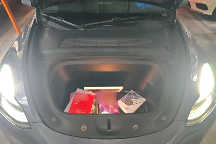 Used Tesla Model Y 2022 Rear-Wheel-Drive Version Engine Bay