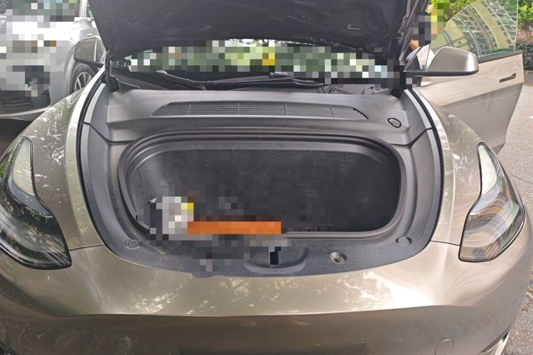 Used Tesla Model Y 2022 Rear-Wheel-Drive Version Engine Bay
