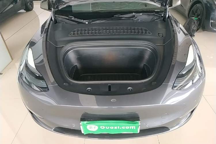 Used Tesla Model Y 2022 Performance High-Performance All-Wheel-Drive Version Engine Bay