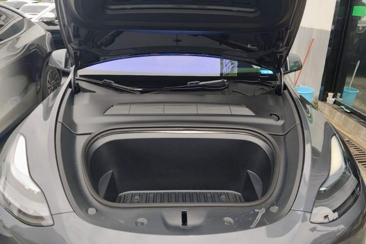 Used Tesla Model Y 2022 Revised Version Rear-Wheel Drive Engine Bay